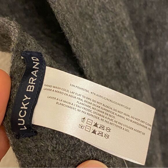 Lucky brand charcoal gray fringe cozy oversized Scarf unisex 14x86 NEW - Picture 6 of 8